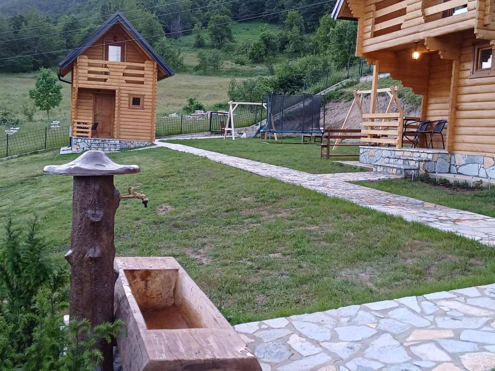 Soulrest Ekoresort - Mehov Konak Gusinje Exterior foto